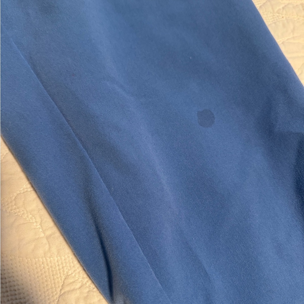 Figs Women’s Jogger Scrubs - Ceil Blue - Picture 4 of 4